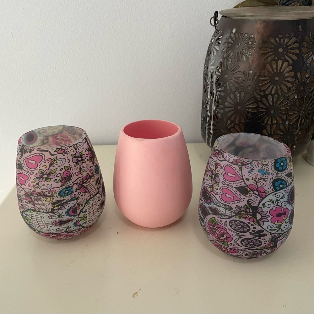 Set of Three Colorful Stemless Wine Glasses Silicone